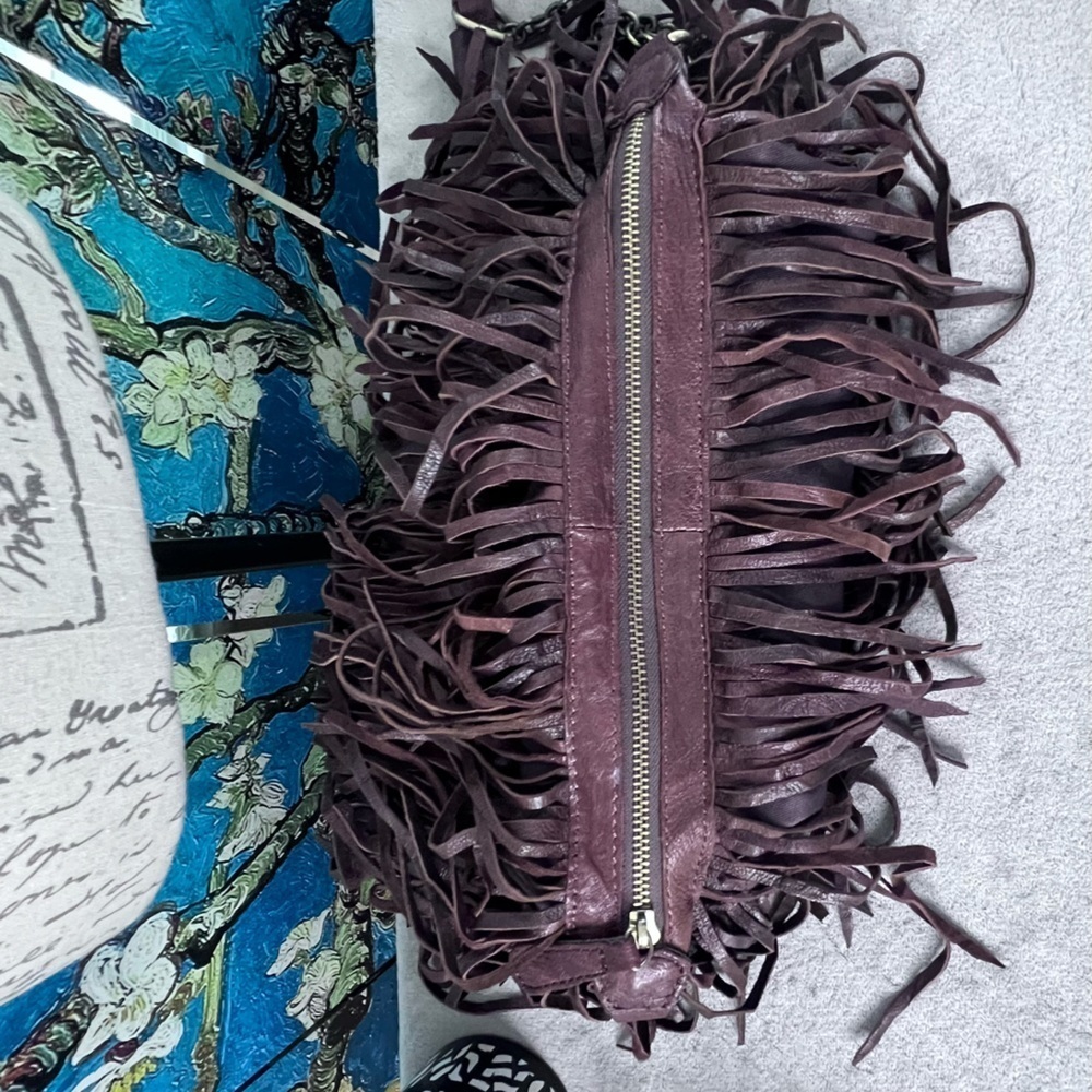 fringed Brown leather, cross body purse. - Picture 5 of 14